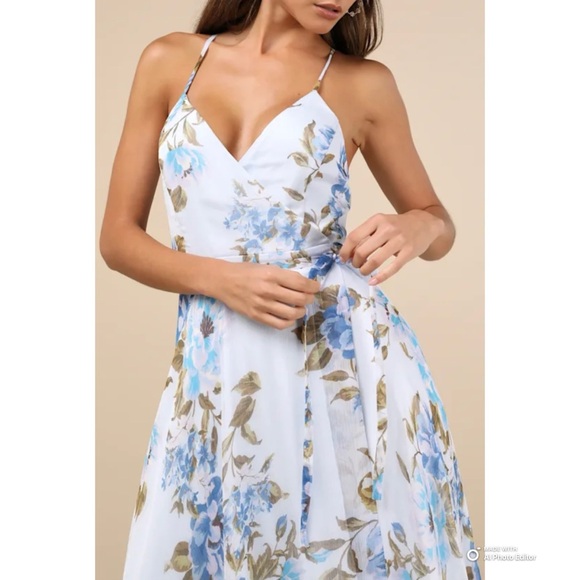 NEW Lulu's White Maxi Dress with Blue Floral Print - Picture 3 of 16